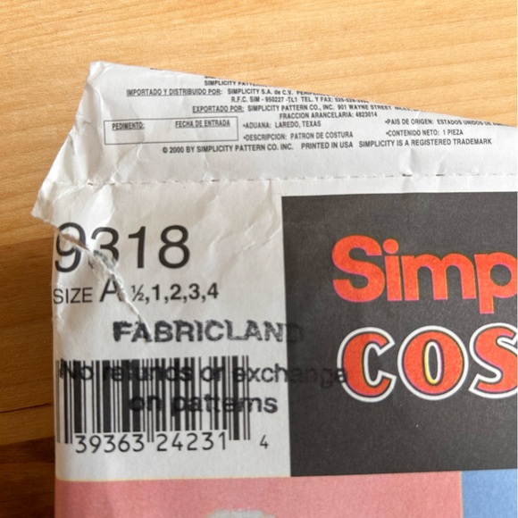 Simplicity 9318 Kids Halloween Costumes - Red, Black, Orange, White - Picture 9 of 10